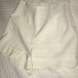 NEVER WORN fabric White Shorts!